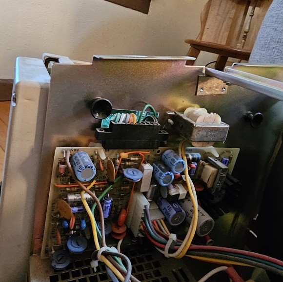 Vintage 1970's digital VT100 terminal - Picture 3 of 5